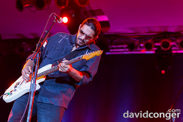 Los lonely boys winstar casino nooksack casino northwood