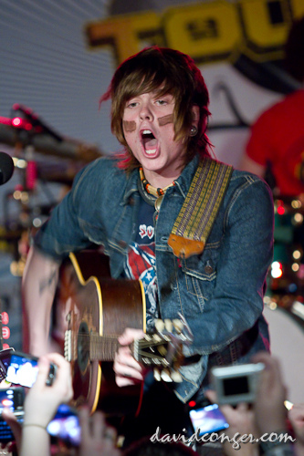 NeverShoutNever at El Corazon on AP Tour 2010