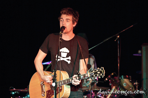 Tyler Hilton at El Corazon