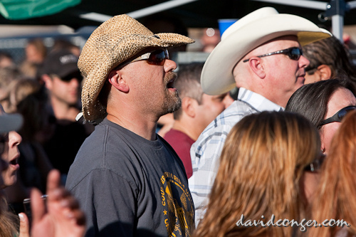 Fans at Brad Paisley's H20 World Tour