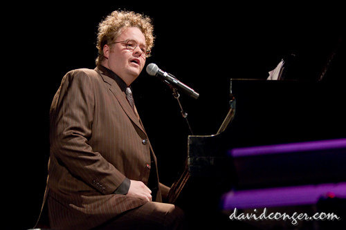 Rainn Wilson and Friends at the Paramount Theatre