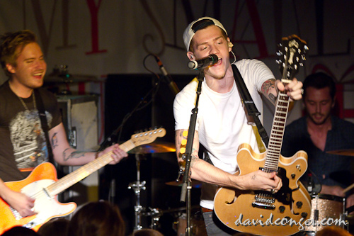 A Rocket To The Moon at El Corazon