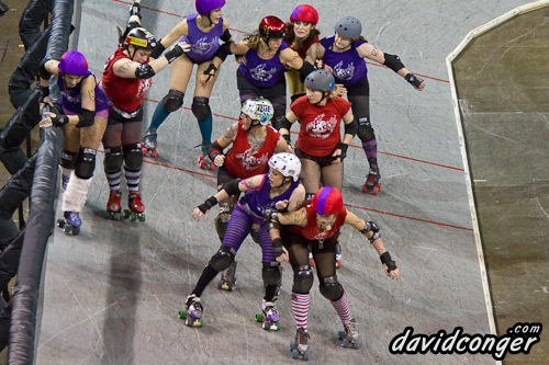 Tilted Thunder Rail Birds at Comcast Arena