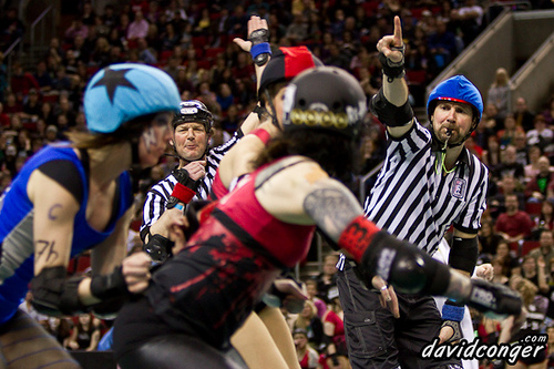 Rat City Rollergirls vs Rose City Rollers at Key Arena