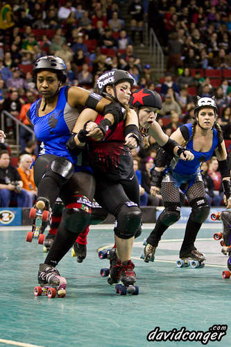 Rat City Rollergirls vs Rose City Rollers at Key Arena