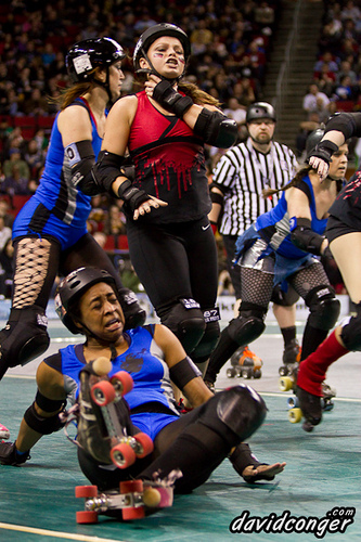 Rat City Rollergirls vs Rose City Rollers at Key Arena