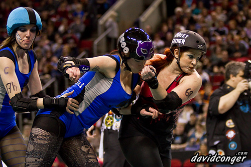 Rat City Rollergirls vs Rose City Rollers at Key Arena