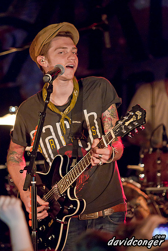 A Rocket To The Moon at El Corazon
