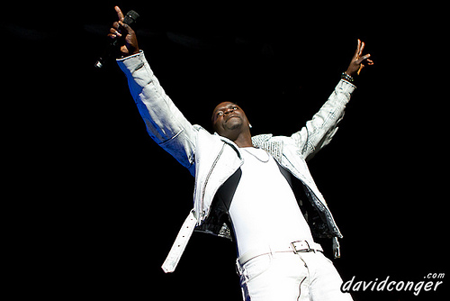 Akon at the Rose Garden