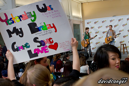 Hot Chelle Rae at Marketplace at Factoria