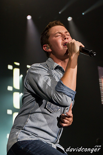 Idols Live 2011 at Comcast Arena