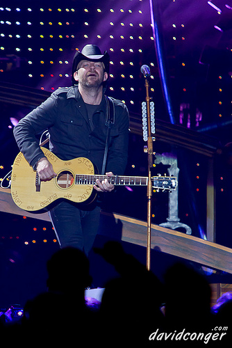 Sugarland at Comcast Arena