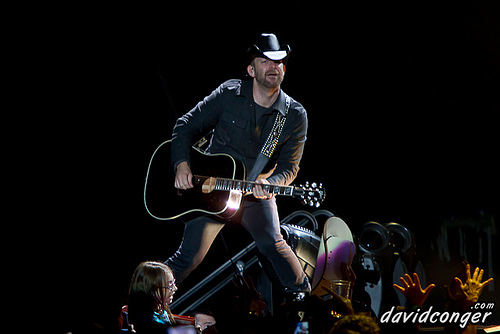 Sugarland at Comcast Arena