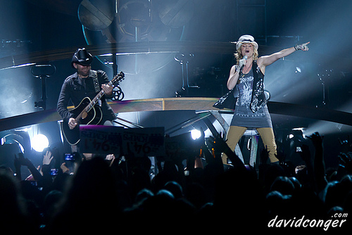 Sugarland at Comcast Arena