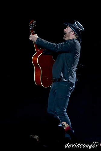 Sugarland at Comcast Arena