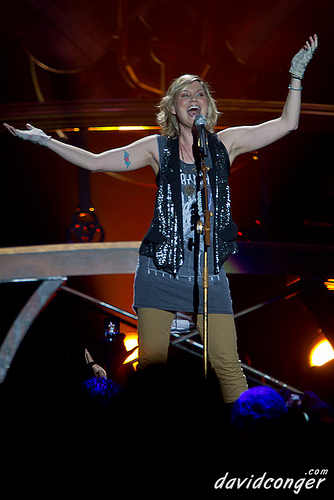 Sugarland at Comcast Arena