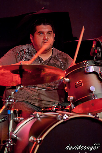 Aces Up at Showbox at the Market