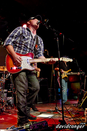 Aces Up at Showbox at the Market