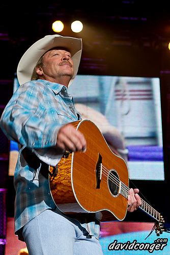 Alan Jackson at Comcast Arena