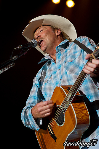 Alan Jackson at Comcast Arena