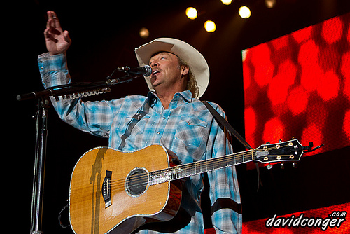 Alan Jackson at Comcast Arena