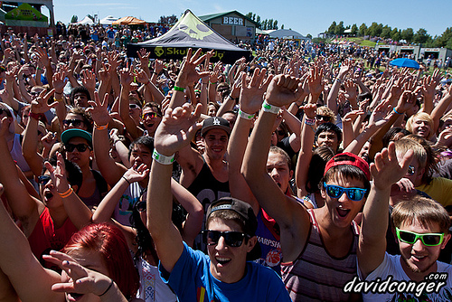 Fans at Vans Warped Tour 2011