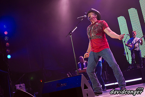 Trace Adkins at the Puyallup Fair