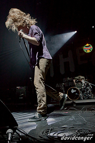 Cage The Elephant
