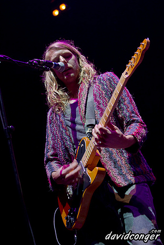 Grouplove