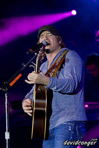 Jerrod Niemann