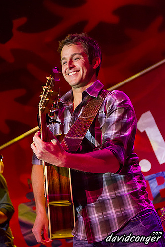 Easton Corbin