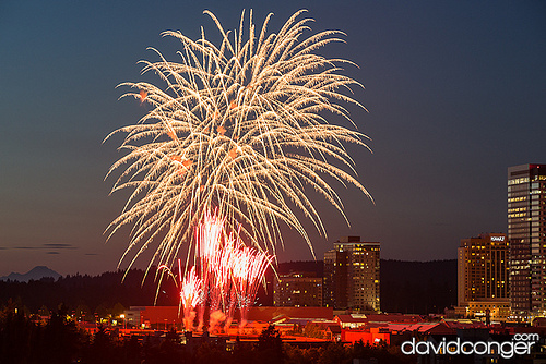 Fireworks at the Symetra Bellevue Family 4th