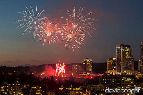 Fireworks at the Symetra Bellevue Family 4th