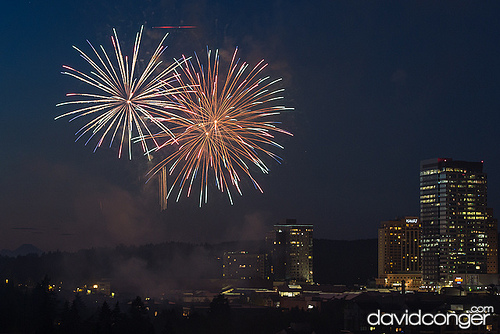 Fireworks at the Symetra Bellevue Family 4th