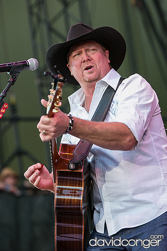 Tracy Lawrence