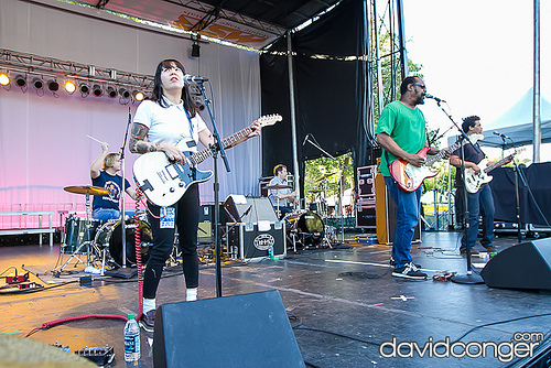 The Dirtbombs