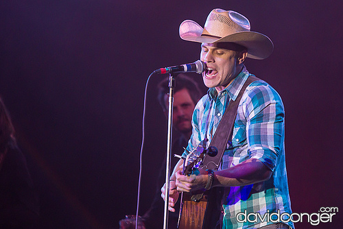 Dustin Lynch