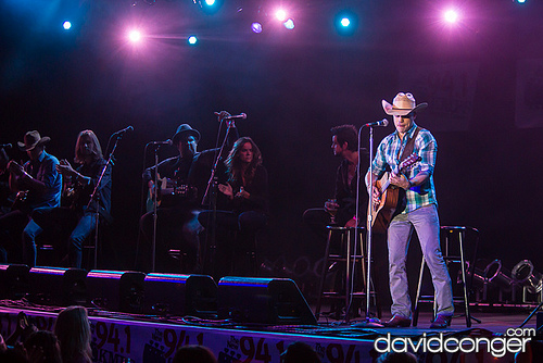 Dustin Lynch