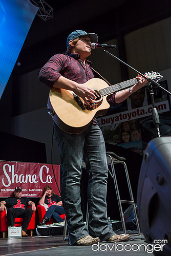 Jerrod Niemann