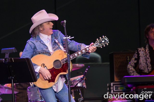 Dwight Yoakam
