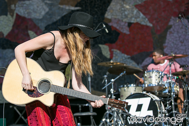 ZZ Ward