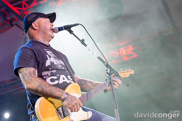 Aaron Lewis