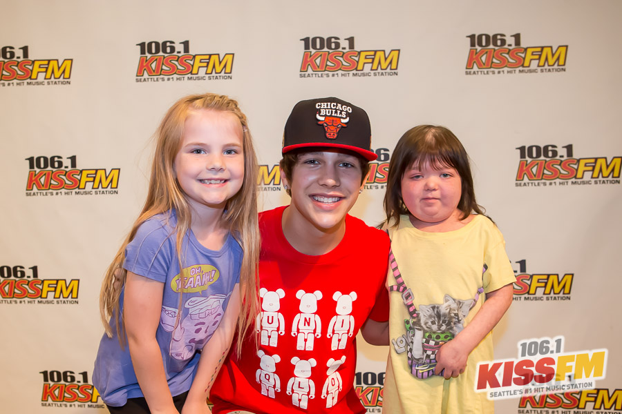 Austin Mahone meet and greet, photo 1