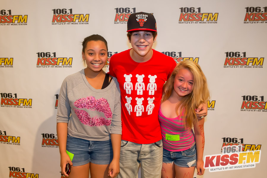 Austin Mahone meet and greet, photo 24